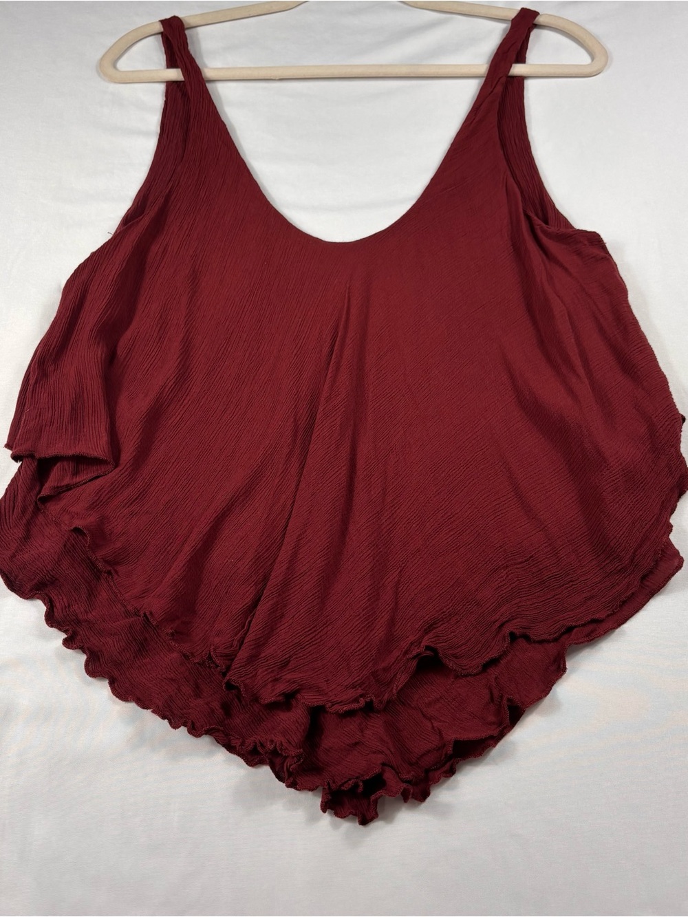 Free People Intimately Women’s Sleeveless Crinkle Tank Top - Deep Burgundy M